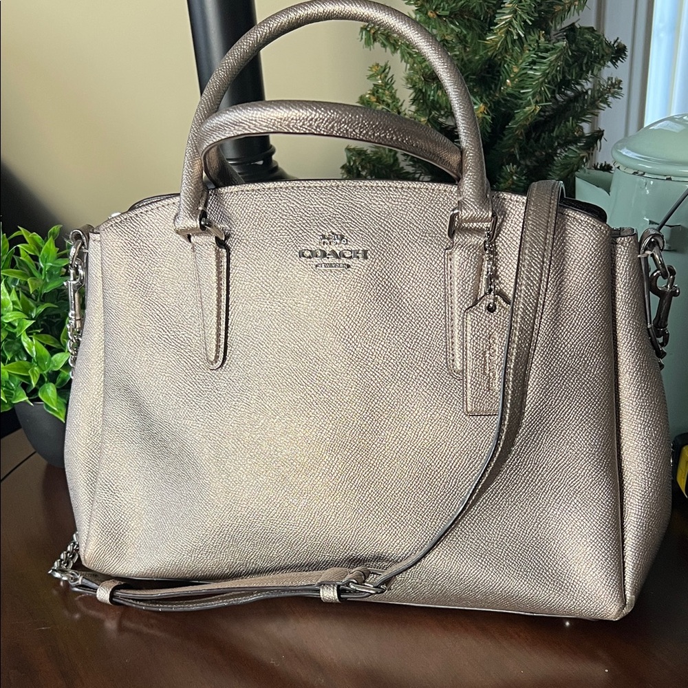 👜 Coach Metallic Brown Sage Leather Satchel 👜